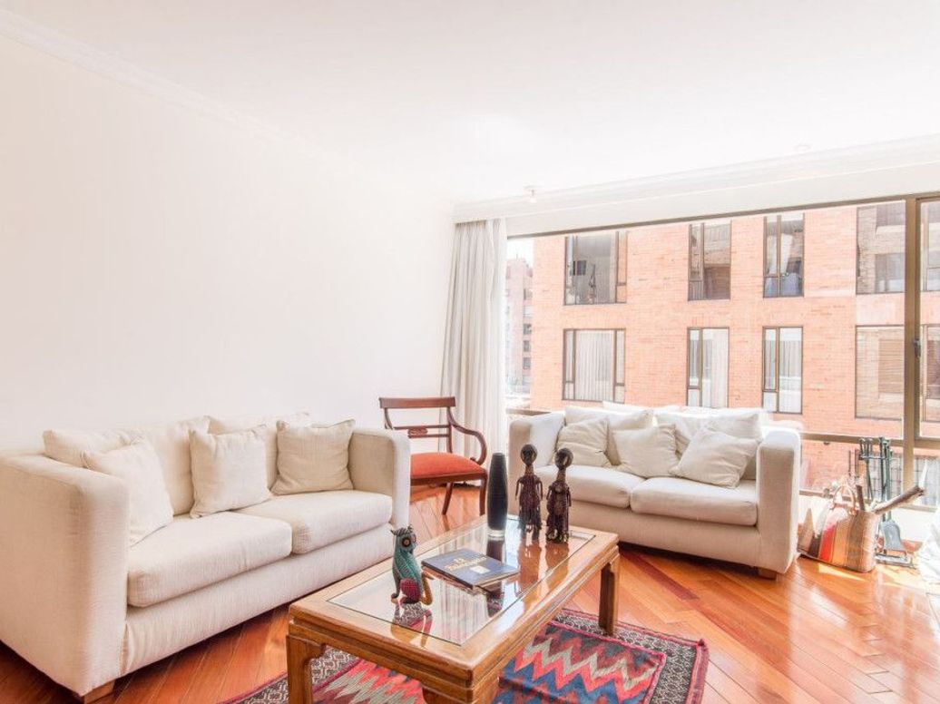 Apartamento de 2 alcobas en venta en Chico Norte Et. Iii, Bogotá, 113 m² · foto 3 de 17