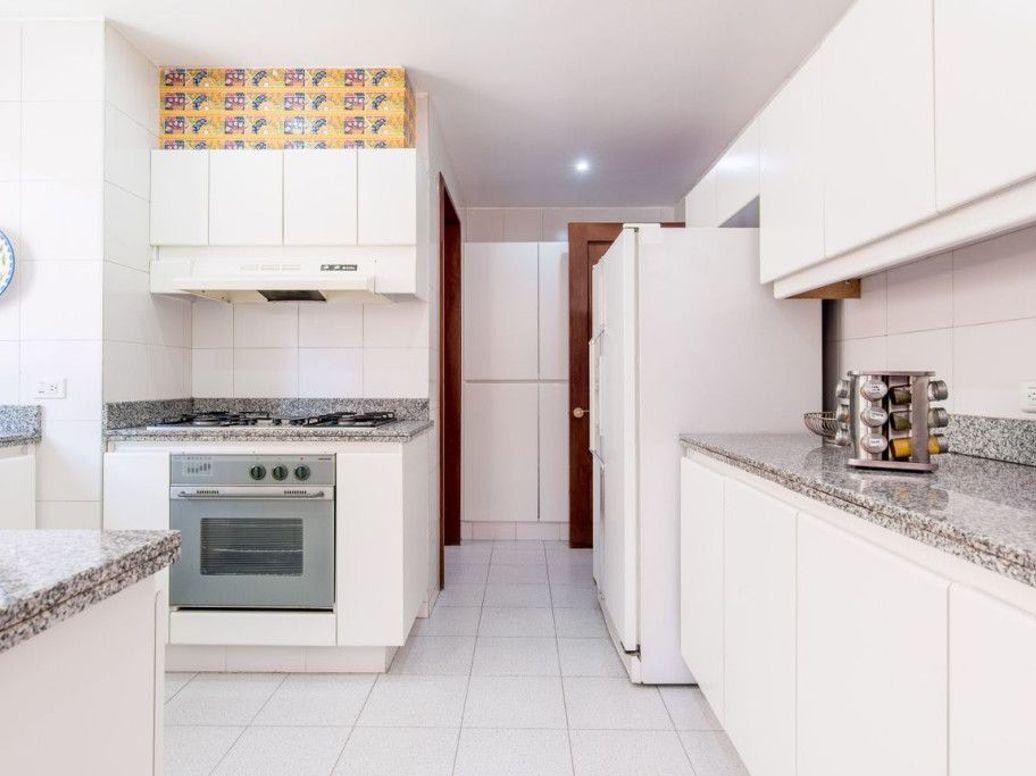 Apartamento de 2 alcobas en venta en Chico Norte Et. Iii, Bogotá, 113 m² · foto 6 de 17