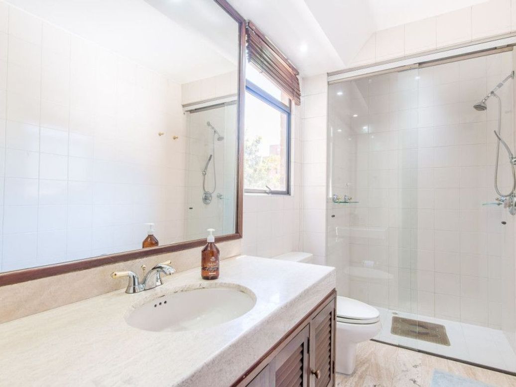 Apartamento de 2 alcobas en venta en Chico Norte Et. Iii, Bogotá, 113 m² · foto 15 de 17