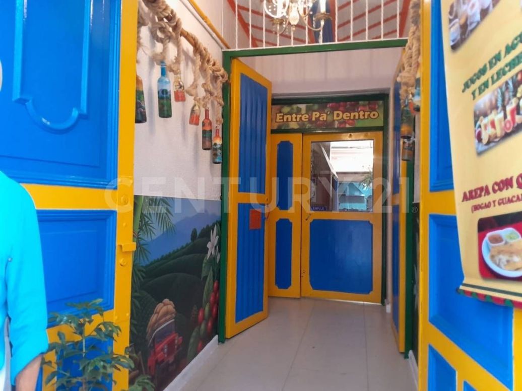 Casa de 5 alcobas en venta en Centro Historico, Bogotá, 413 m² · foto 2 de 16
