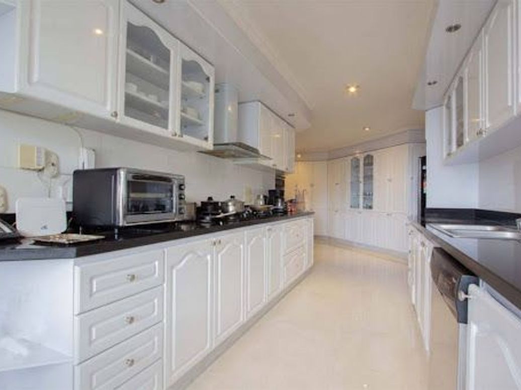 Apartamento de 4 alcobas en venta en Chicó Alto, Bogotá, 349 m² · foto 18 de 20