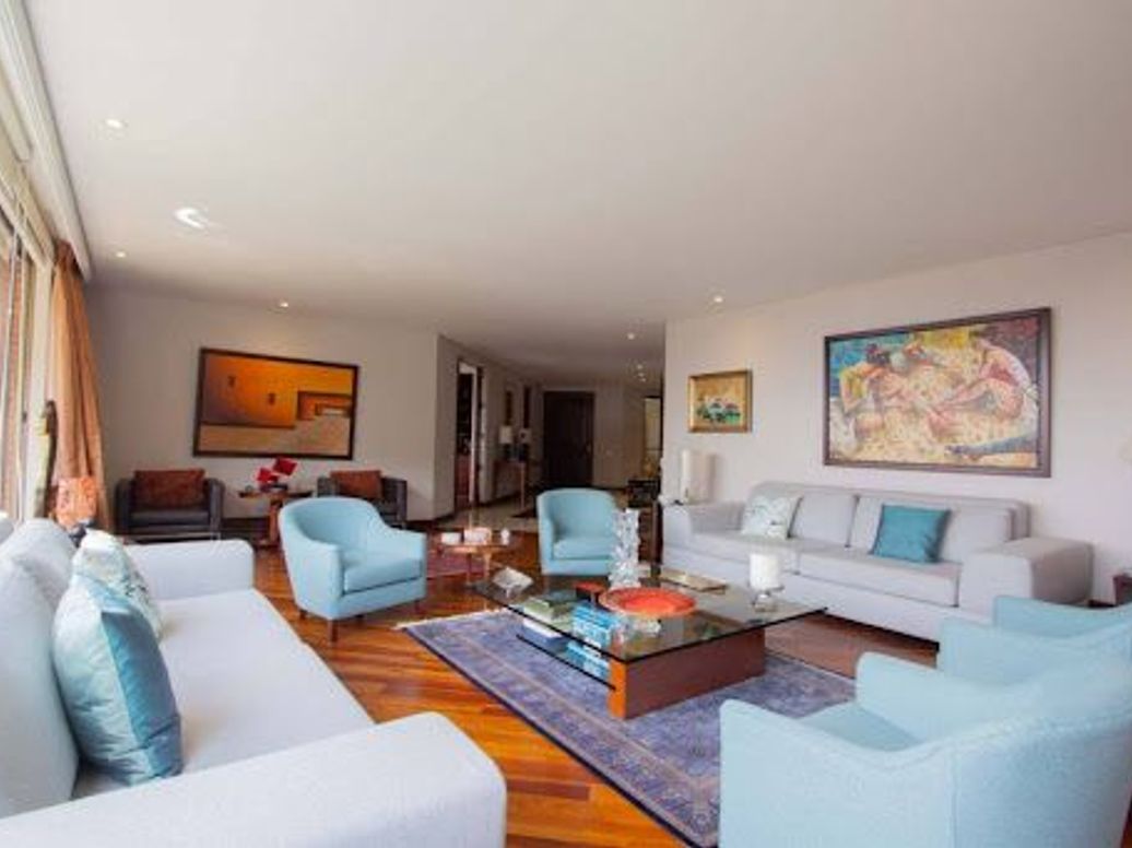 Apartamento de 4 alcobas en venta en Chicó Alto, Bogotá, 349 m² · foto 3 de 20