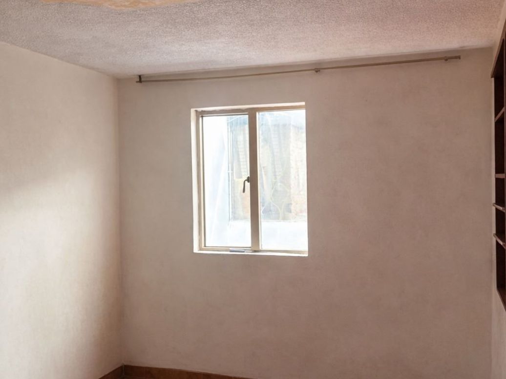 Casa de 10 alcobas en venta en Santa Rosita, Bogotá, 434 m² · foto 14 de 20