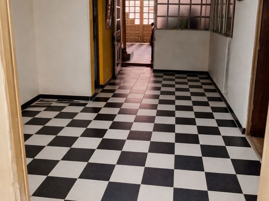 Casa de 10 alcobas en venta en Santa Rosita, Bogotá, 434 m² · foto 3 de 20