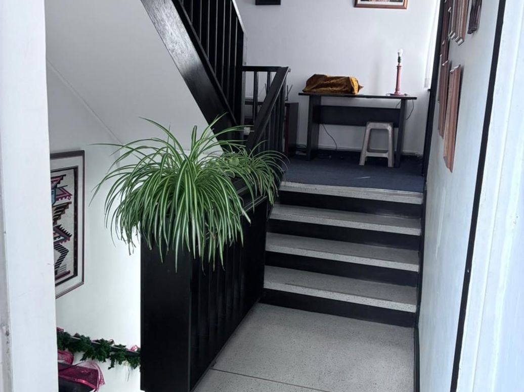 Casa de 6 alcobas en venta en La Soledad, Bogotá, 555 m² · foto 9 de 15