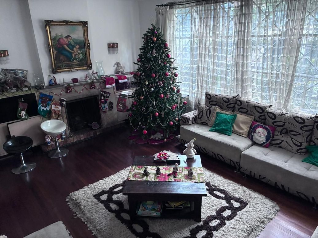 Casa de 6 alcobas en venta en La Soledad, Bogotá, 555 m² · foto 10 de 15