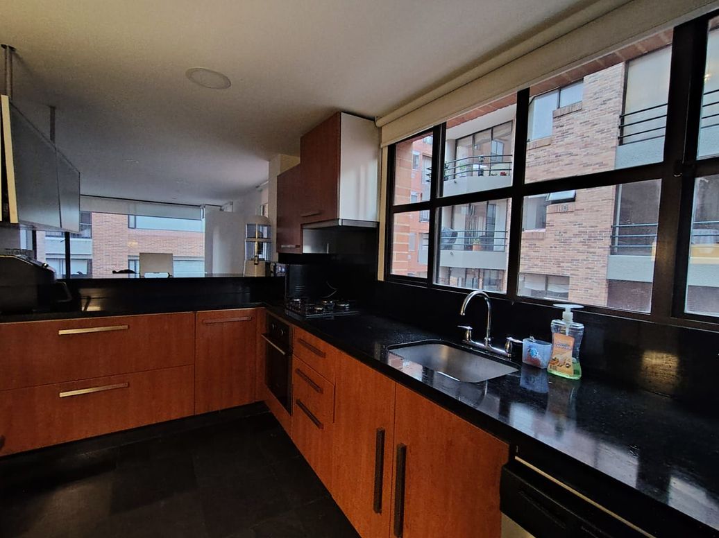 Apartamento de 2 alcobas en arriendo en Usaquén, Bogotá, 91 m² · foto 8 de 15