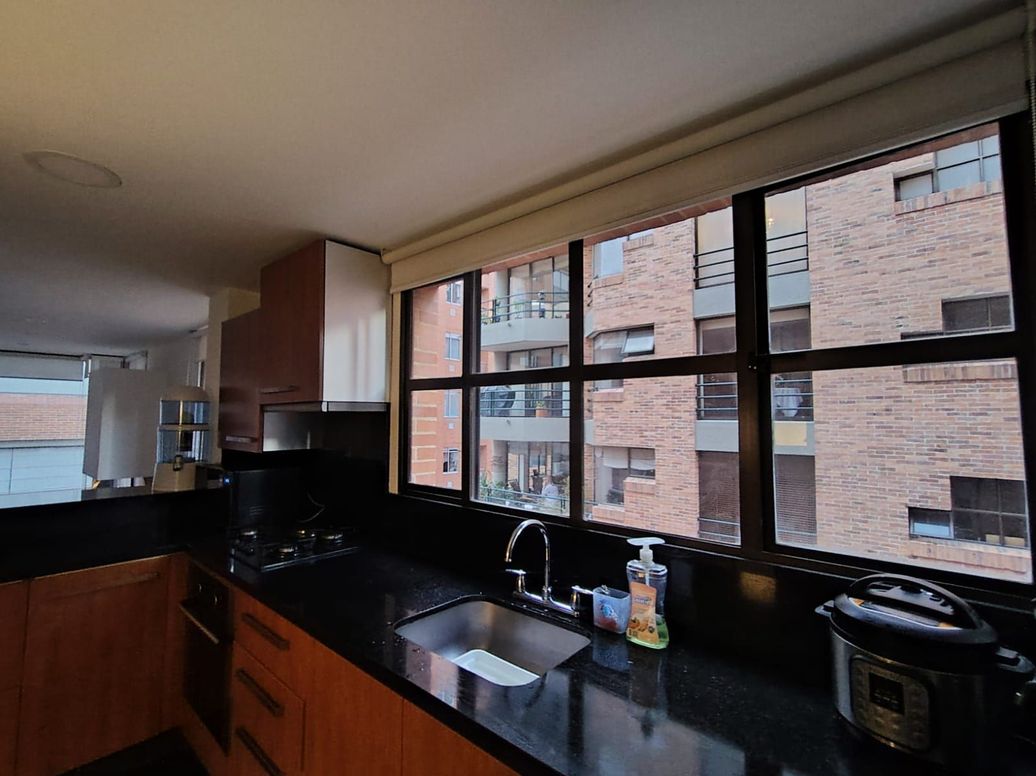 Apartamento de 2 alcobas en arriendo en Usaquén, Bogotá, 91 m² · foto 9 de 15
