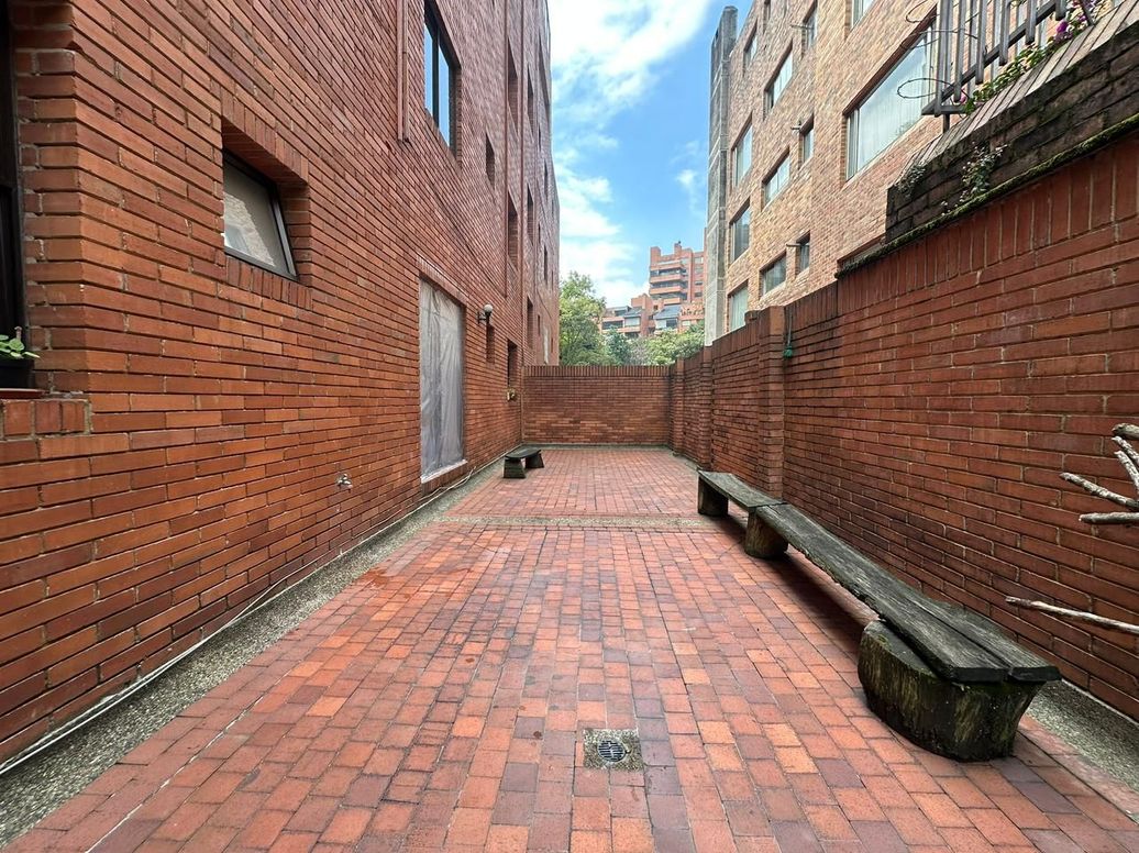 Apartamento de 3 alcobas en venta en Bellavista, Bogotá, 111 m² · foto 13 de 16