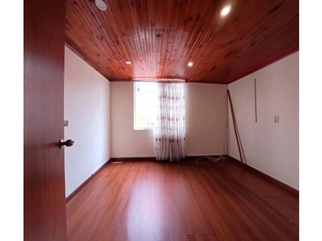 Casa de 3 alcobas en venta en Cr Prados De Castilla Et. Iv, Bogotá, 67 m² · foto 6 de 17