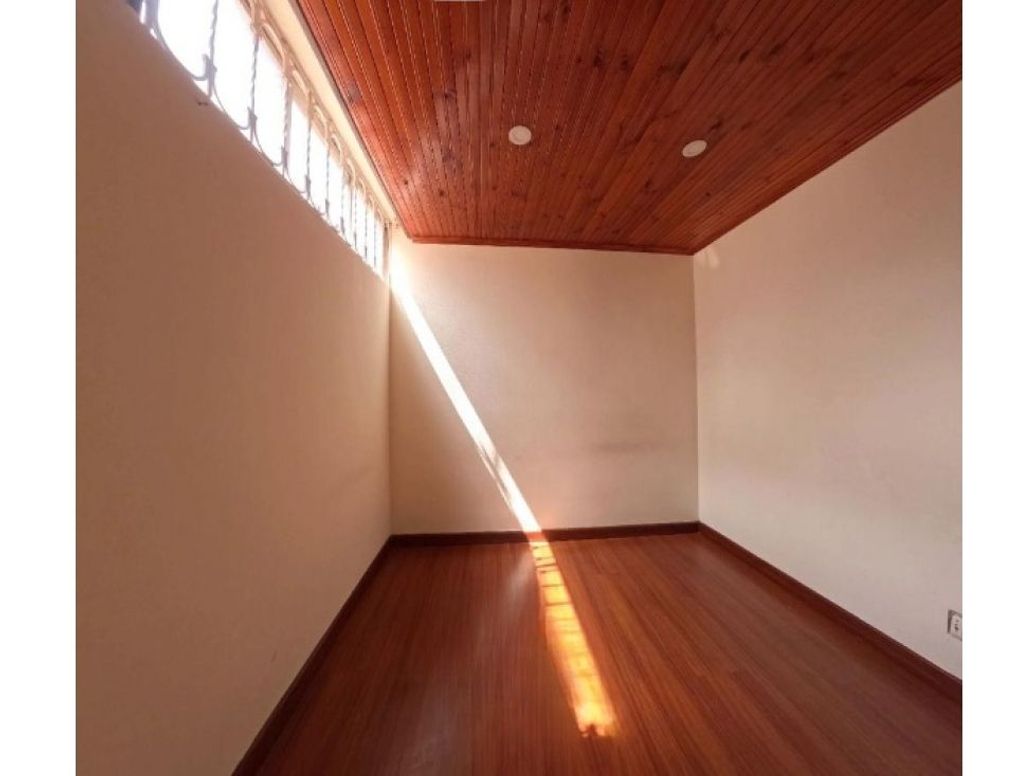 Casa de 3 alcobas en venta en Cr Prados De Castilla Et. Iv, Bogotá, 67 m² · foto 7 de 17