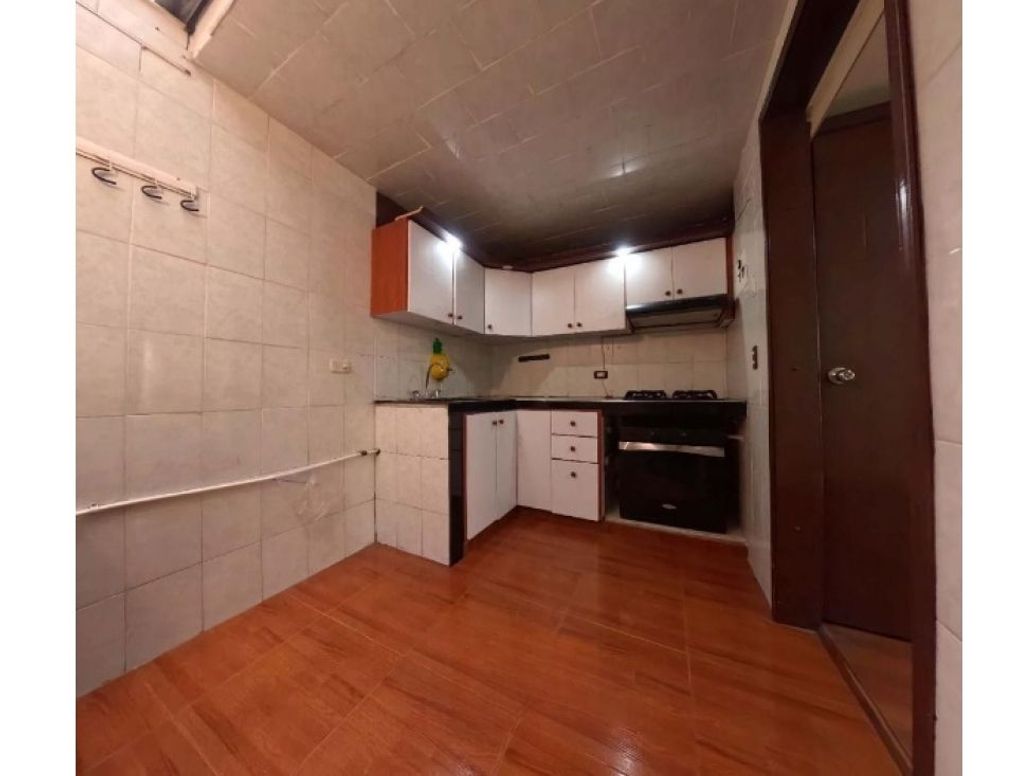 Casa de 3 alcobas en venta en Cr Prados De Castilla Et. Iv, Bogotá, 67 m² · foto 2 de 17
