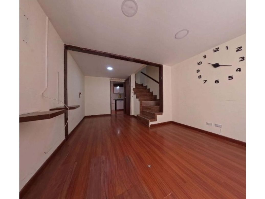 Casa de 3 alcobas en venta en Cr Prados De Castilla Et. Iv, Bogotá, 67 m² · foto 9 de 17
