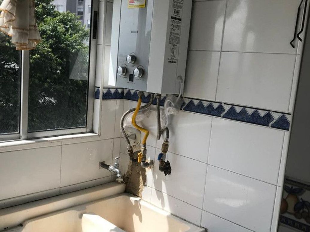 Apartamento de 3 alcobas en venta en Granada Norte, Bogotá, 70 m² · foto 3 de 15