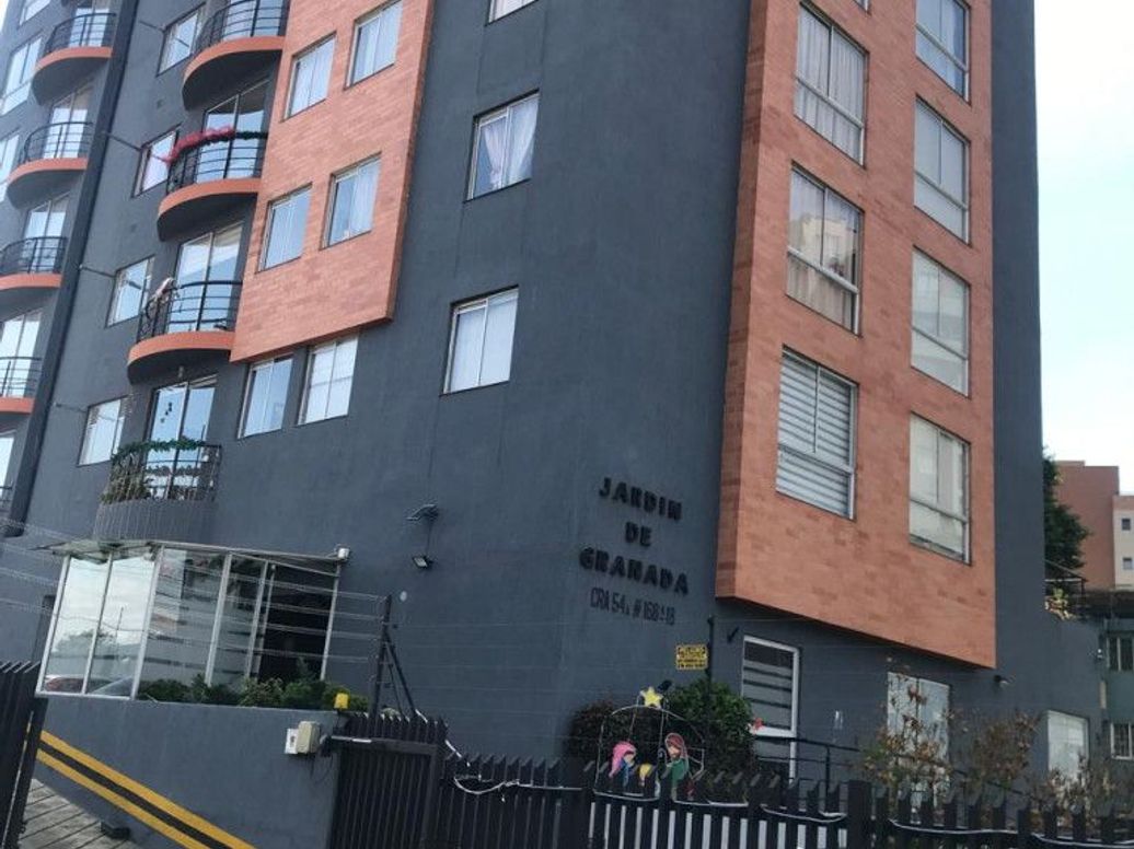 Apartamento de 3 alcobas en venta en Granada Norte, Bogotá, 70 m² · foto 14 de 15