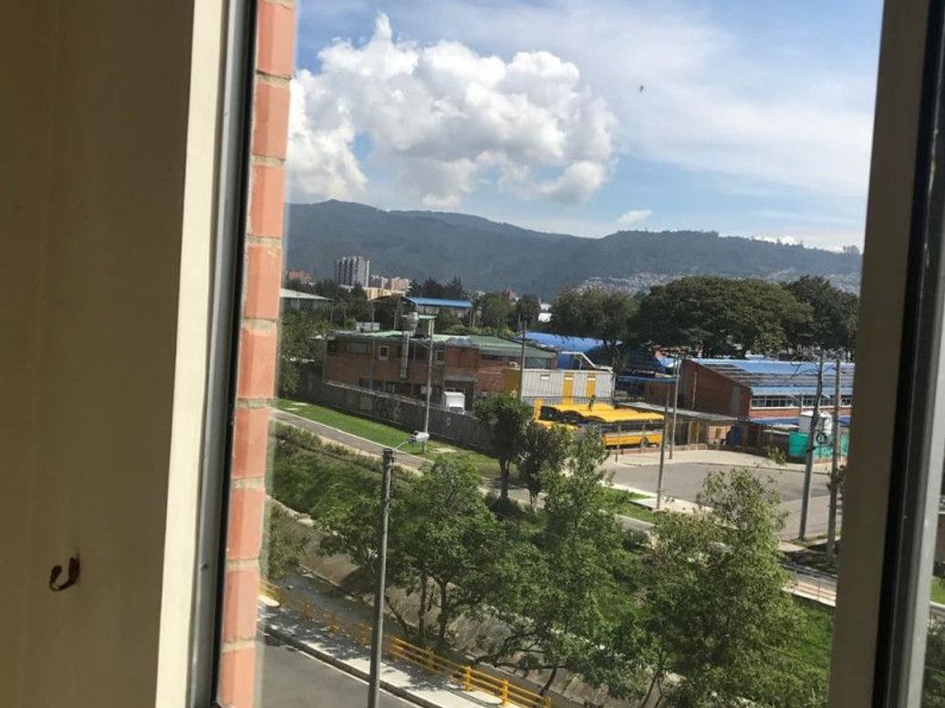 Apartamento de 3 alcobas en venta en Granada Norte, Bogotá, 70 m² · foto 5 de 15