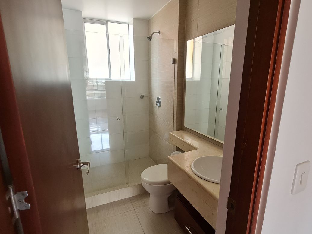 Apartamento de 3 alcobas en arriendo en Colina Campestre, Bogotá, 135 m² · foto 13 de 20