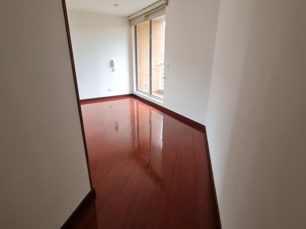 Apartamento de 3 alcobas en arriendo en Colina Campestre, Bogotá, 135 m² · foto 19 de 20