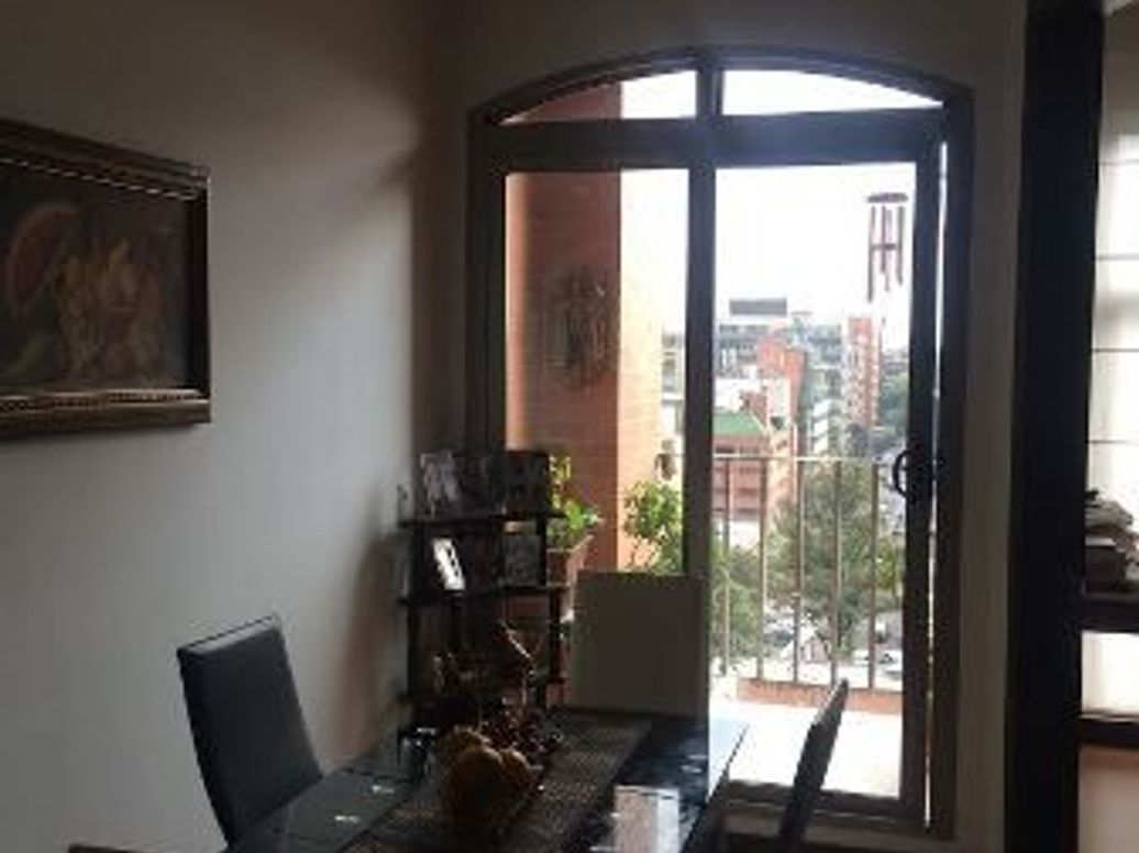 Apartamento de 2 alcobas en venta en Chicó Alto, Bogotá, 71 m² · foto 6 de 16