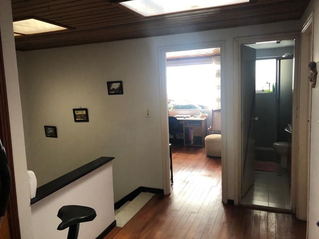 Casa de 5 alcobas en venta en Los Andes, Bogotá, 220 m² · foto 20 de 20
