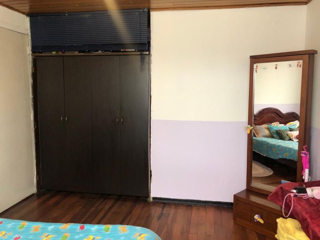 Casa de 5 alcobas en venta en Los Andes, Bogotá, 220 m² · foto 14 de 20