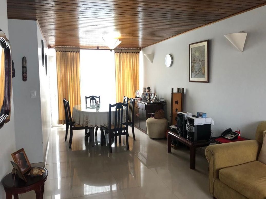Casa de 5 alcobas en venta en Los Andes, Bogotá, 220 m² · foto 4 de 20