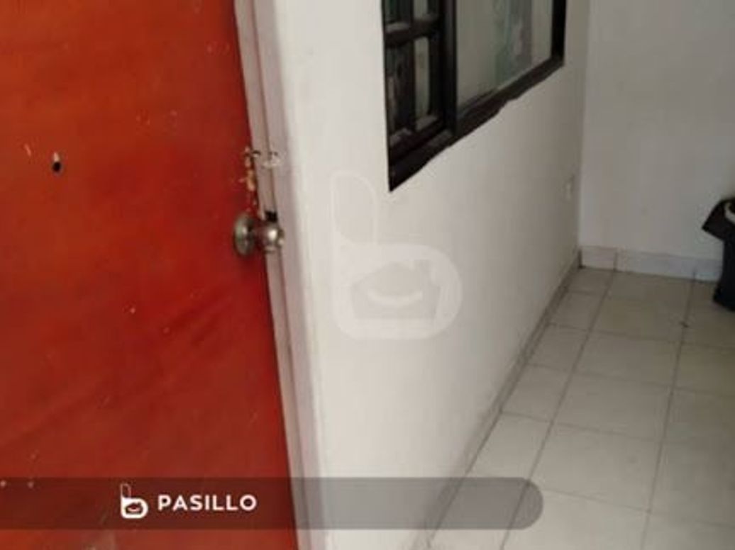 Casa de 10 alcobas en venta en San Pedro De Tibabuyes, Bogotá, 218 m² · foto 14 de 15