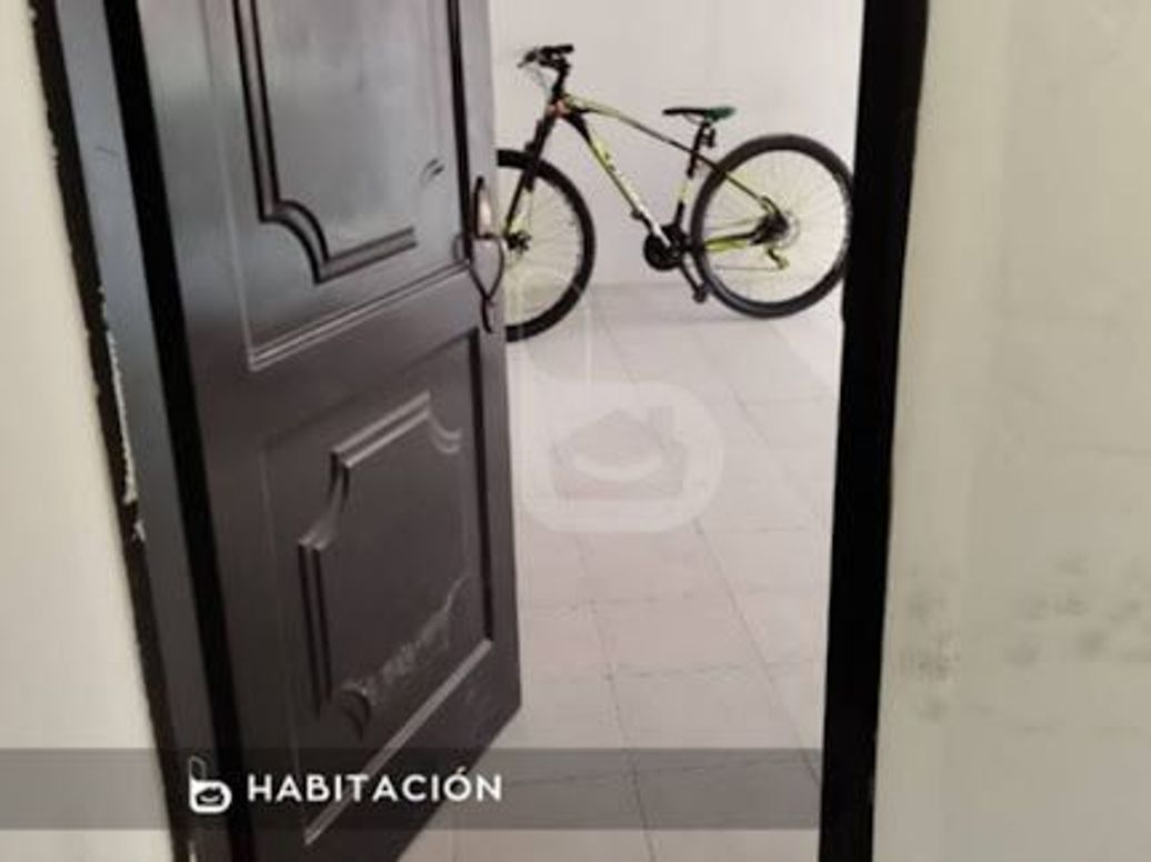 Casa de 10 alcobas en venta en San Pedro De Tibabuyes, Bogotá, 218 m² · foto 3 de 15