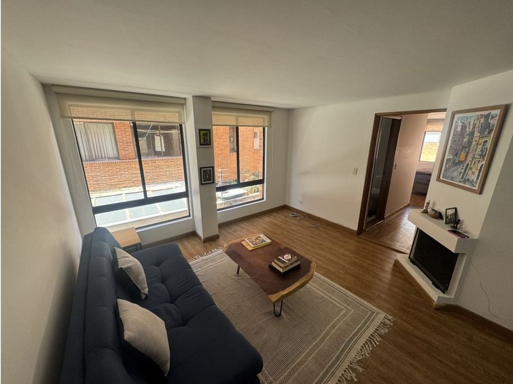 Apartaestudio en venta en Los Rosales, Bogotá, 45 m² · foto 9 de 11