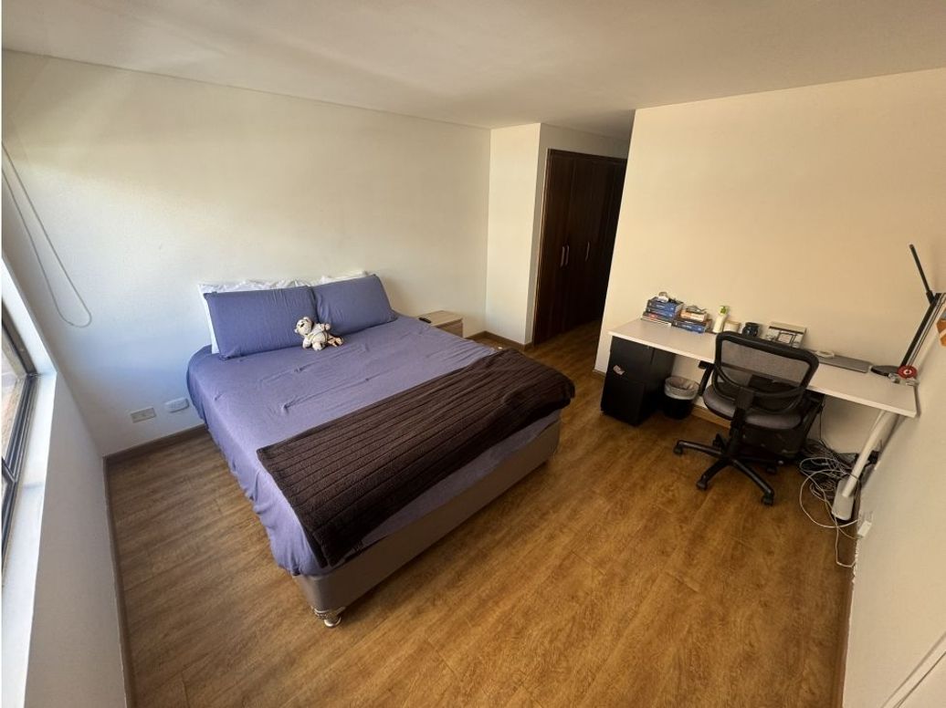 Apartaestudio en venta en Los Rosales, Bogotá, 45 m² · foto 4 de 11