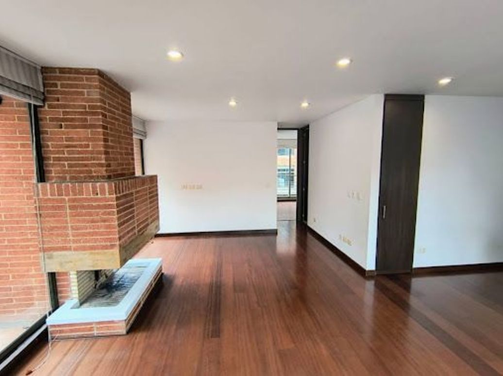 Apartamento de 2 alcobas en venta en Chico, Bogotá, 91 m² · foto 7 de 20