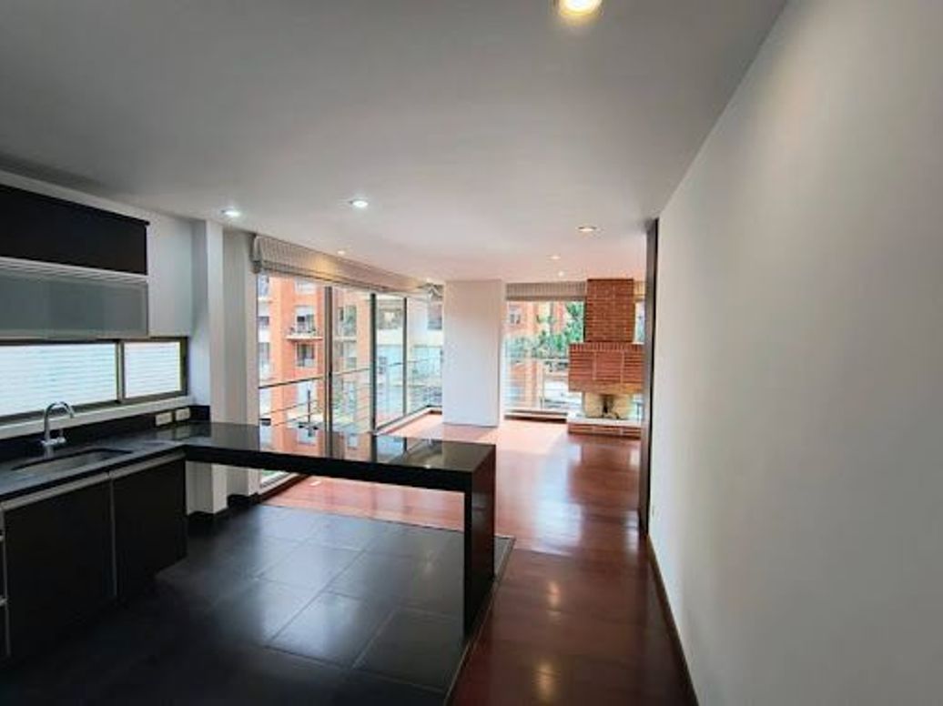 Apartamento de 2 alcobas en venta en Chico, Bogotá, 91 m² · foto 5 de 20