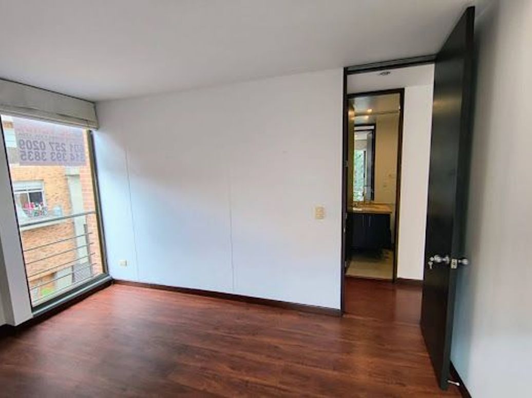 Apartamento de 2 alcobas en venta en Chico, Bogotá, 91 m² · foto 12 de 20