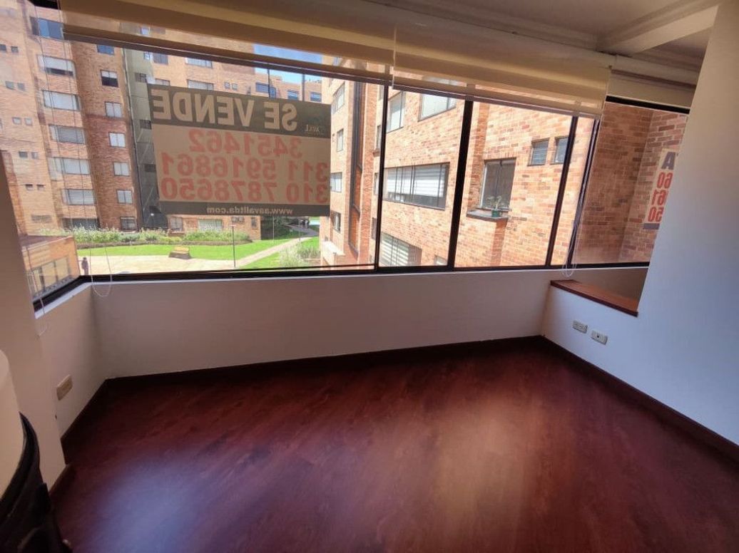 Apartamento de 3 alcobas en venta en Cr. Torres Del Obelisco, Bogotá, 147 m² · foto 9 de 20