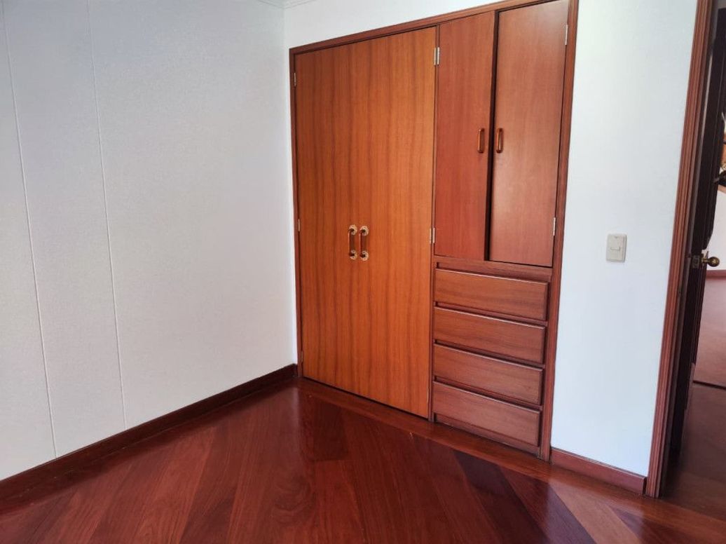 Apartamento de 3 alcobas en venta en Cr. Torres Del Obelisco, Bogotá, 147 m² · foto 20 de 20
