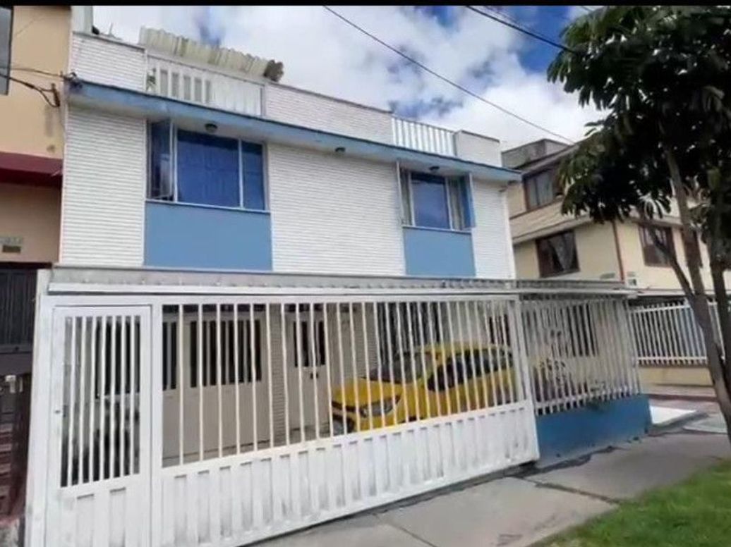 Casa en venta en Santa Isabel Sur, Bogotá · foto 2 de 7