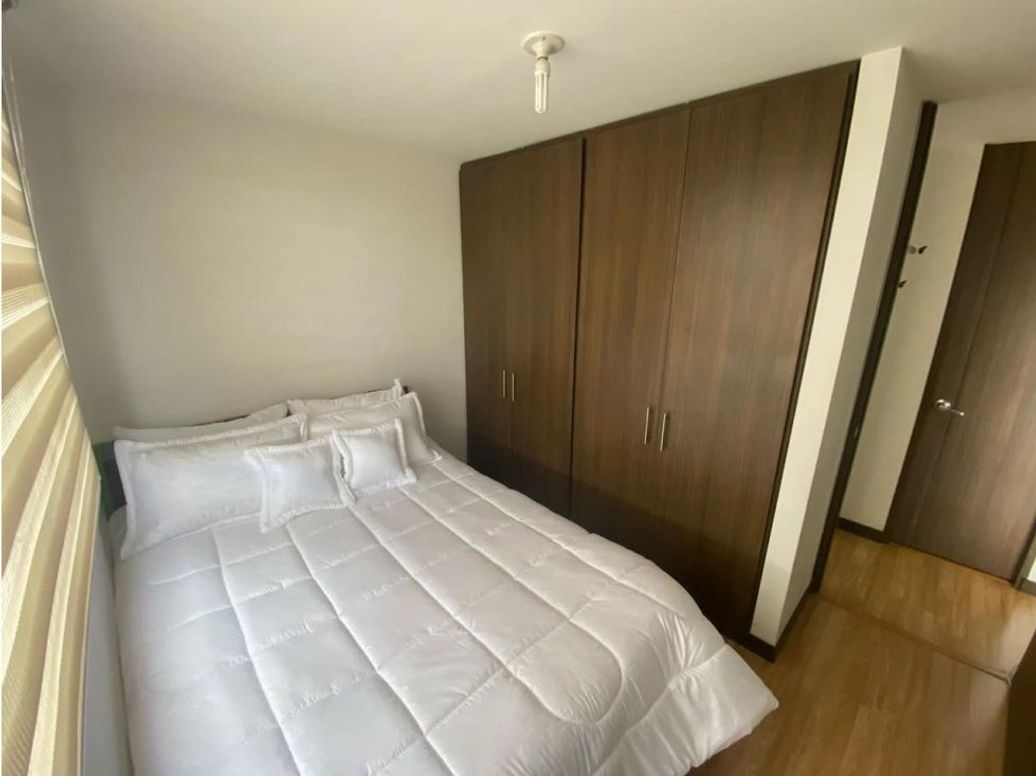 Apartamento en venta en Portales Del Norte, Bogotá · foto 3 de 14