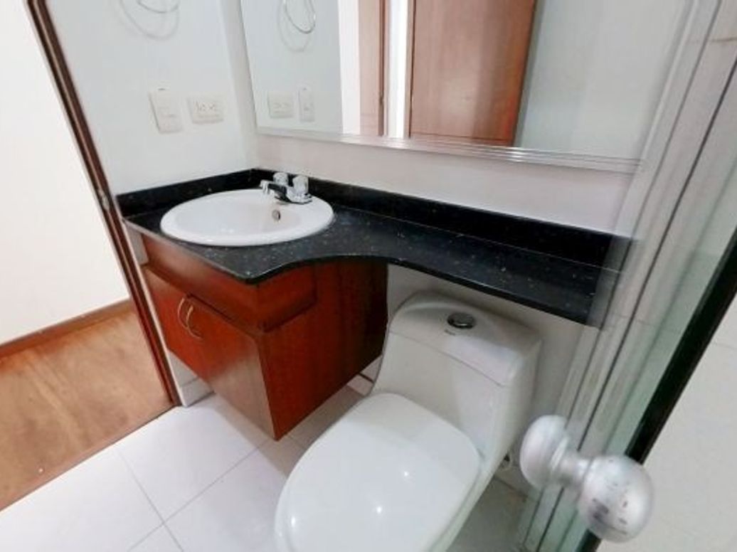 Apartamento de 3 alcobas en venta en San Antonio Nor - Occidental, Bogotá, 84 m² · foto 5 de 9