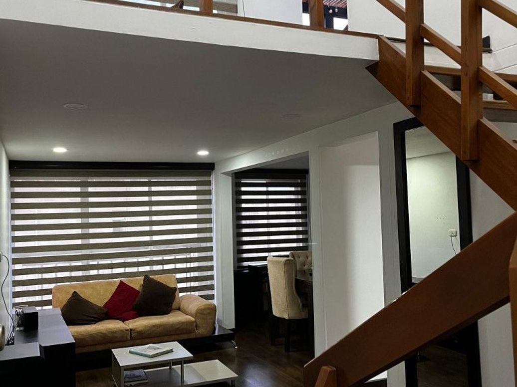 Apartamento de 2 alcobas en venta en Cantalejo, Bogotá, 108 m² · foto 2 de 9