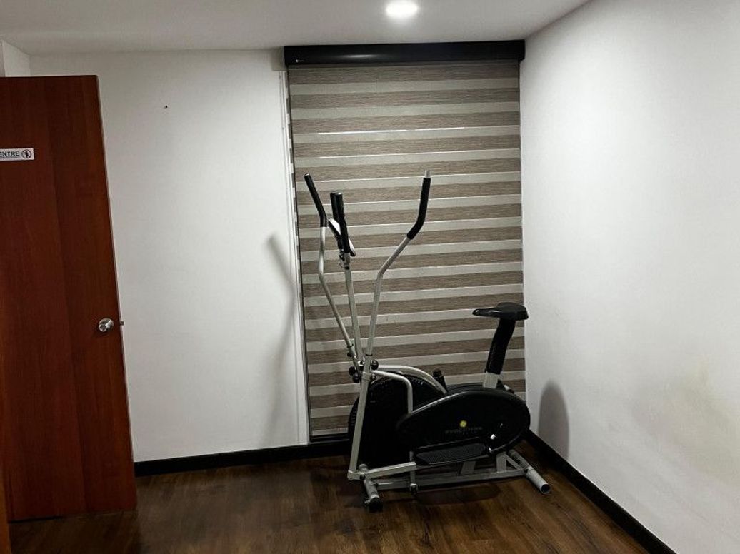 Apartamento de 2 alcobas en venta en Cantalejo, Bogotá, 108 m² · foto 6 de 9