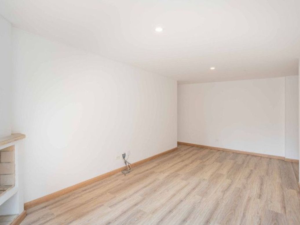 Apartaestudio en venta en Ub. Santa Coloma, Bogotá, 52 m² · foto 8 de 10