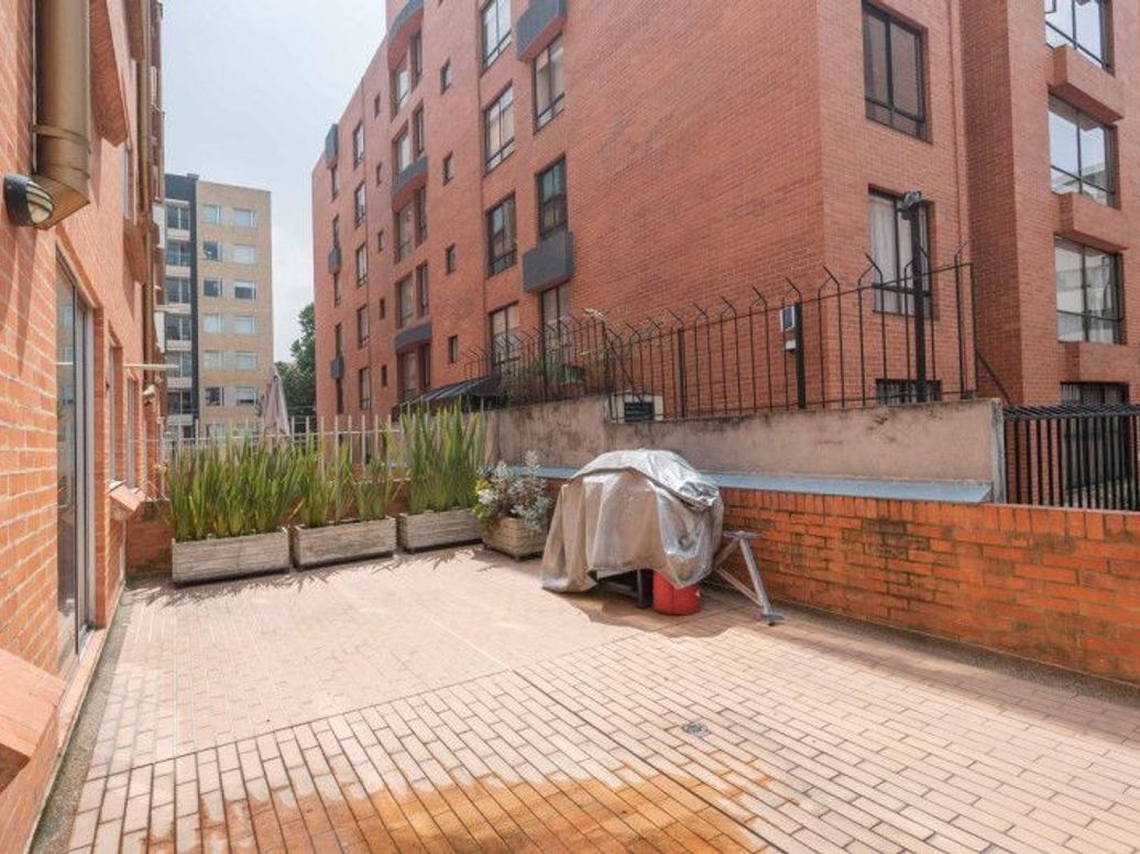 Apartaestudio en venta en Ub. Santa Coloma, Bogotá, 52 m² · foto 4 de 10