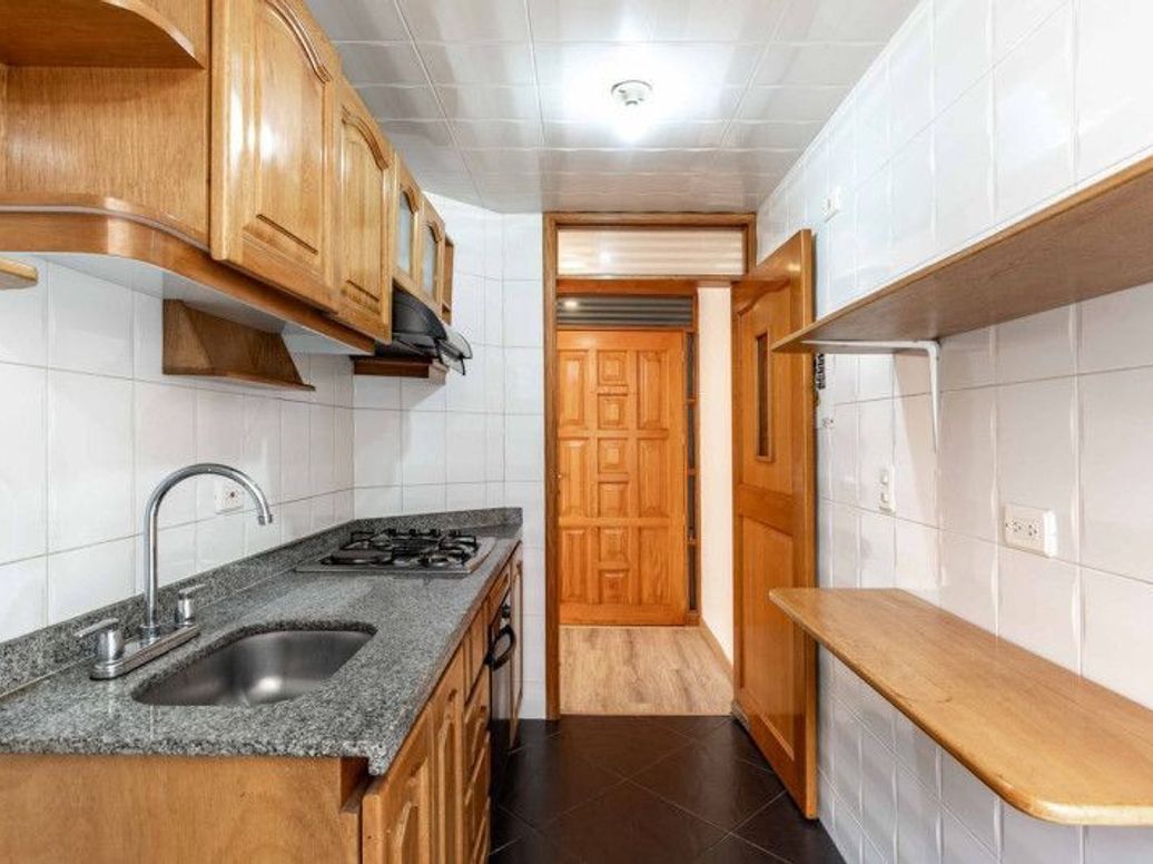 Apartaestudio en venta en Ub. Santa Coloma, Bogotá, 52 m² · foto 7 de 10