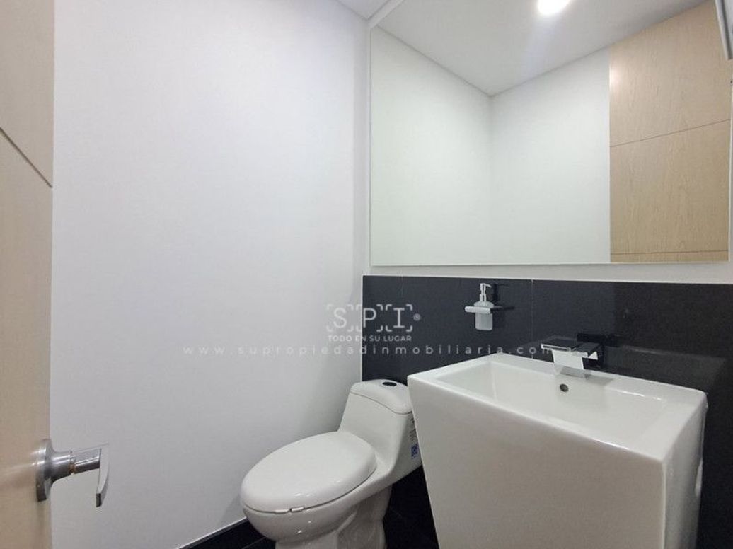 Apartamento de 3 alcobas en venta en San Jose V Sector, Bogotá, 149 m² · foto 8 de 20