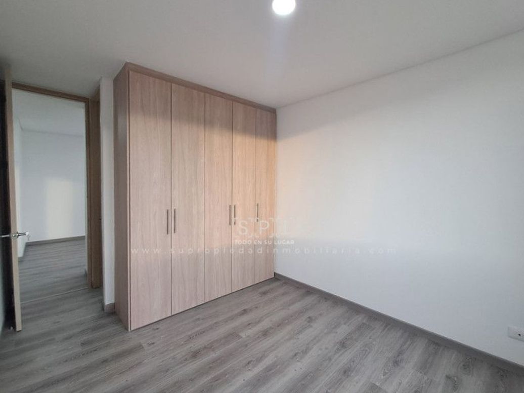 Apartamento de 3 alcobas en venta en San Jose V Sector, Bogotá, 149 m² · foto 13 de 20