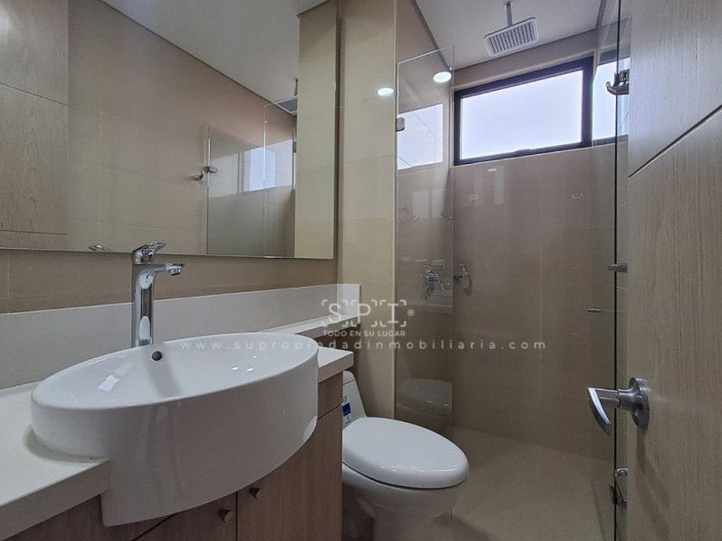 Apartamento de 3 alcobas en venta en San Jose V Sector, Bogotá, 149 m² · foto 14 de 20