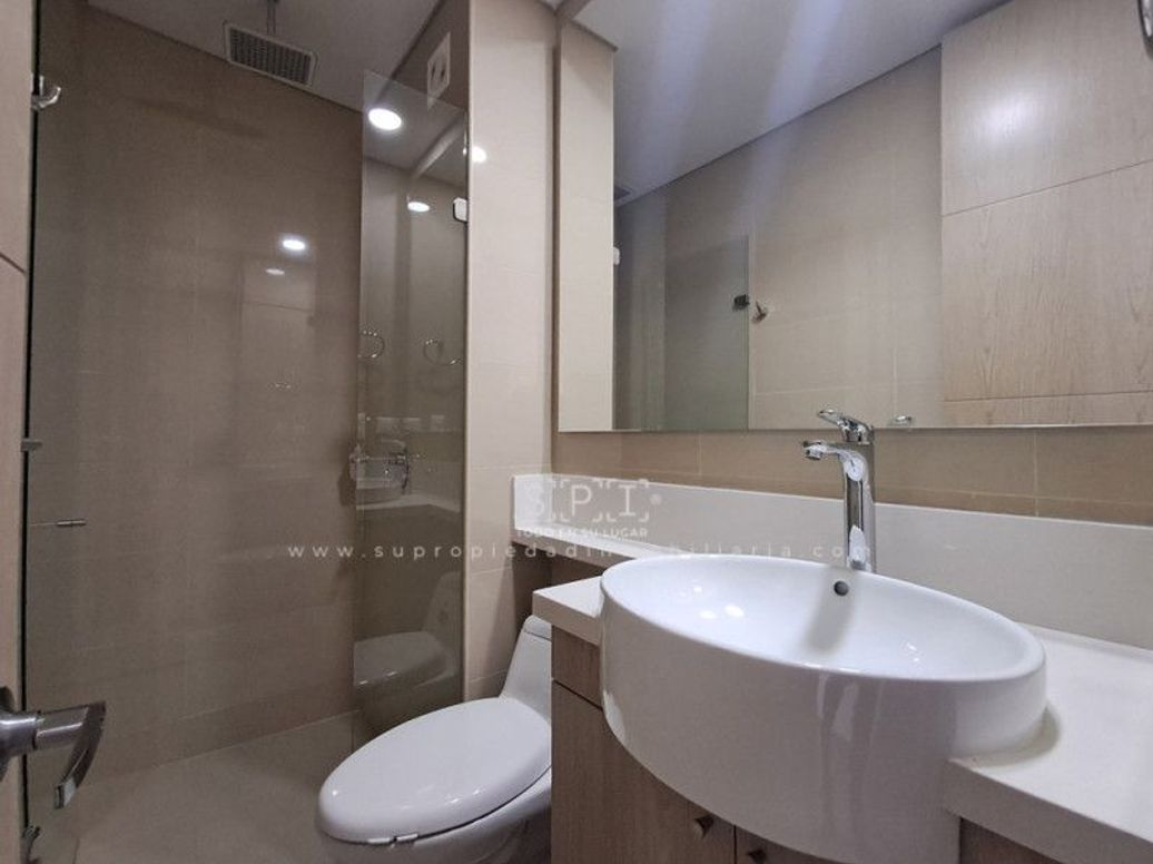 Apartamento de 3 alcobas en venta en San Jose V Sector, Bogotá, 149 m² · foto 12 de 20