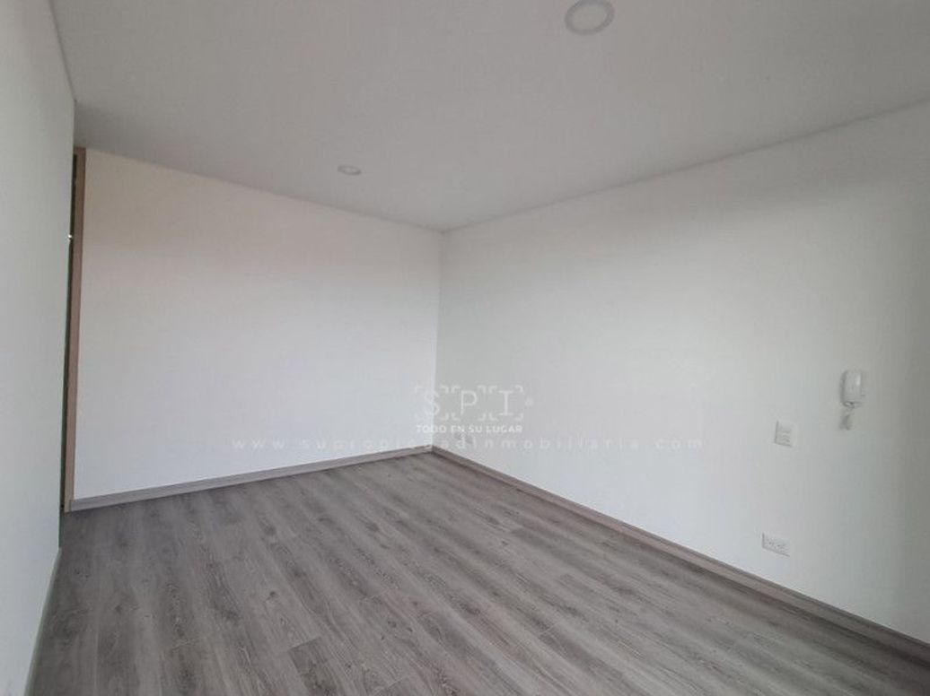 Apartamento de 3 alcobas en venta en San Jose V Sector, Bogotá, 149 m² · foto 18 de 20