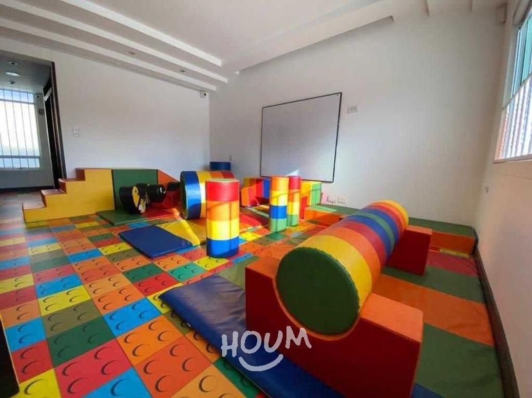Casa de 5 alcobas en venta en Modelia Occidental, Bogotá, 284 m² · foto 16 de 20