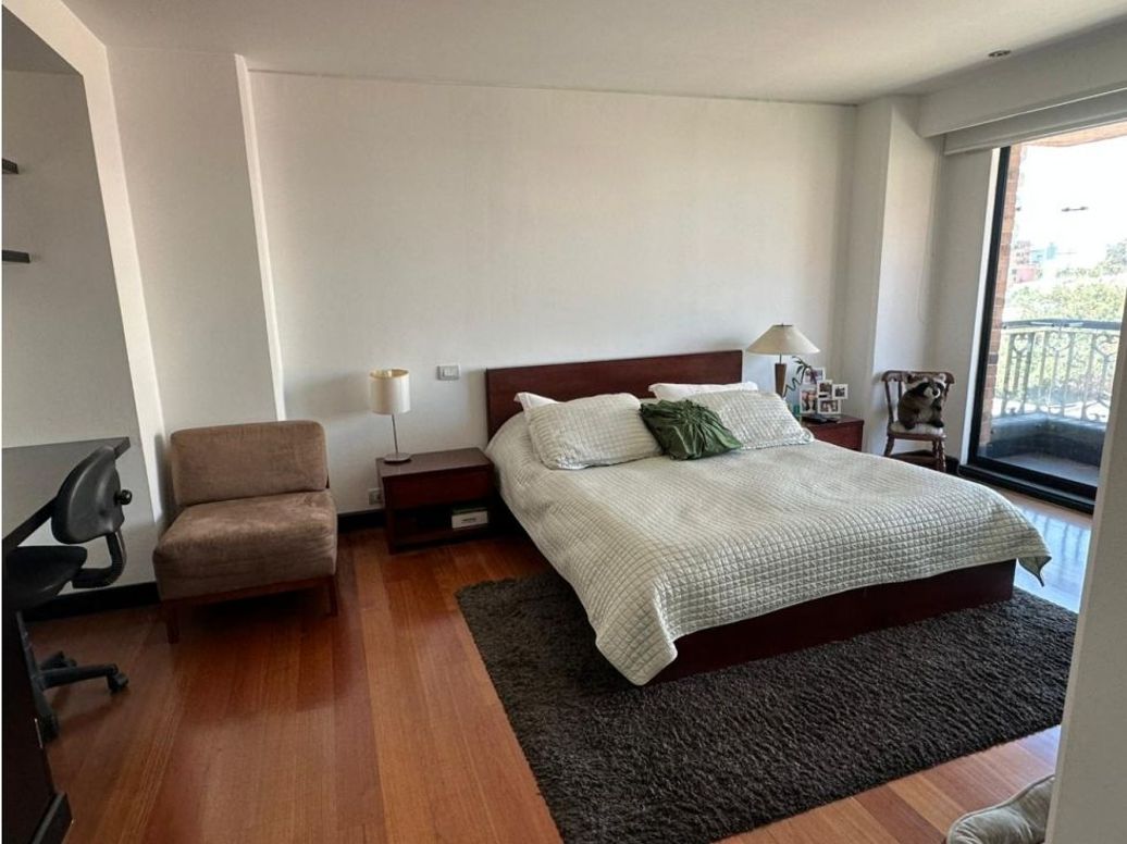 Apartamento de 5 alcobas en venta en Chicó Navarra, Bogotá, 337 m² · foto 10 de 20